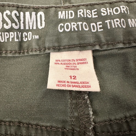 5/$20 EUC mossimo supply co. Mid rise shorts, distressed, army green sz 12 - Picture 8 of 8